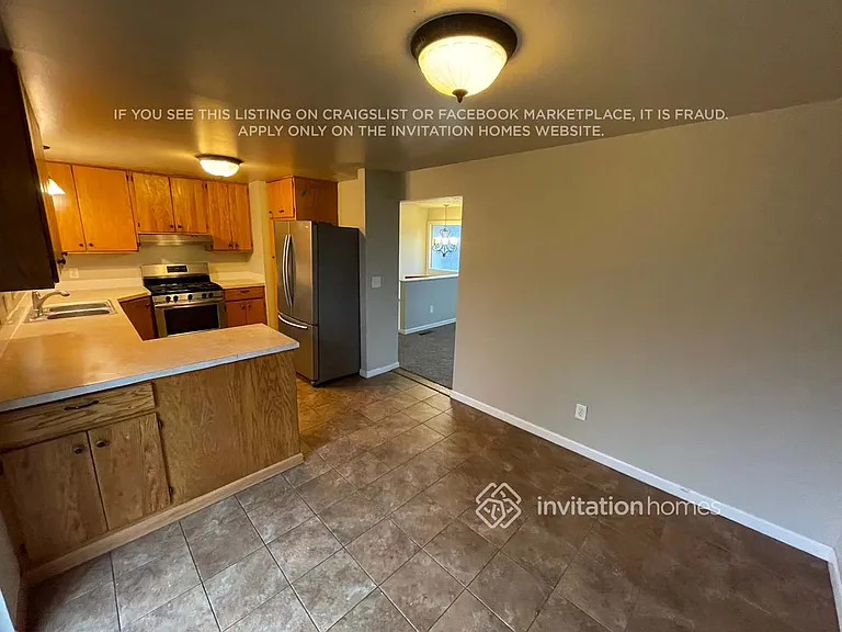 4218 S 290th St — Photo 6