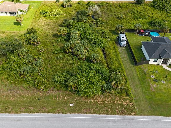 4th image of 819 Milwaukee Blvd