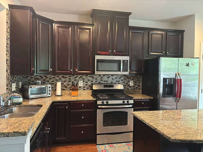 8613 Enoch Pratt Dr — Photo 4