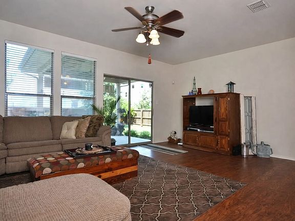 2nd image of 3528 Copper Ridge Dr