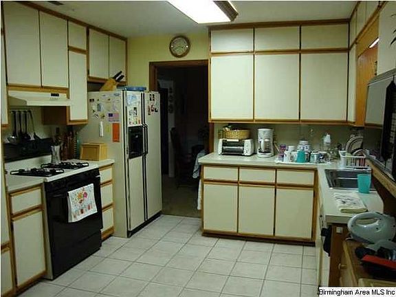 5th image of 2304 Woodcreek Dr