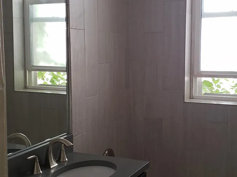 511 W Belmont Ave #2 — Photo 16