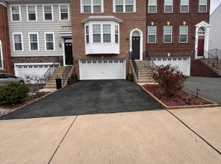 16650 Danridge Manor Dr, Woodbridge, VA 22191