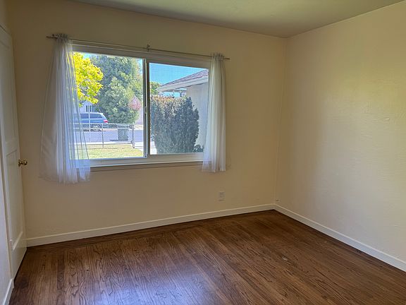 2nd image of 2137 Cooley Ave