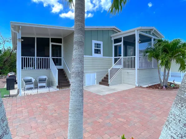 837 Arapaho Trl, Fort Myers Beach, FL 33931