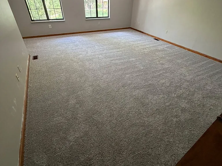 102 Goldenview Ln — Photo 14