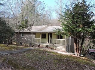 158 Bostwick Dr, Hendersonville, NC 28791