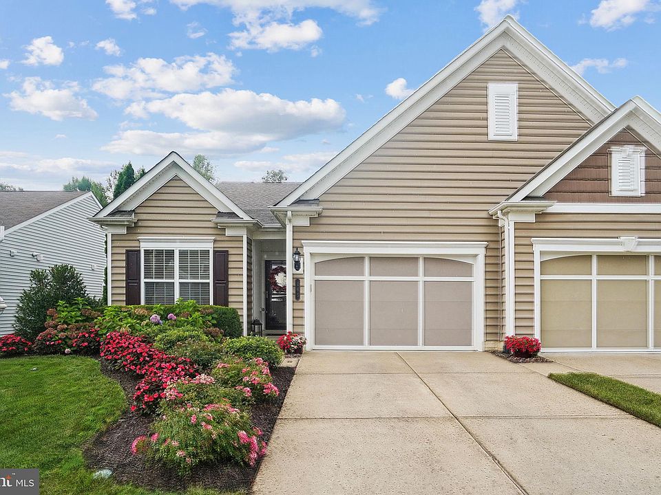 1st image of 265 Long Point Dr