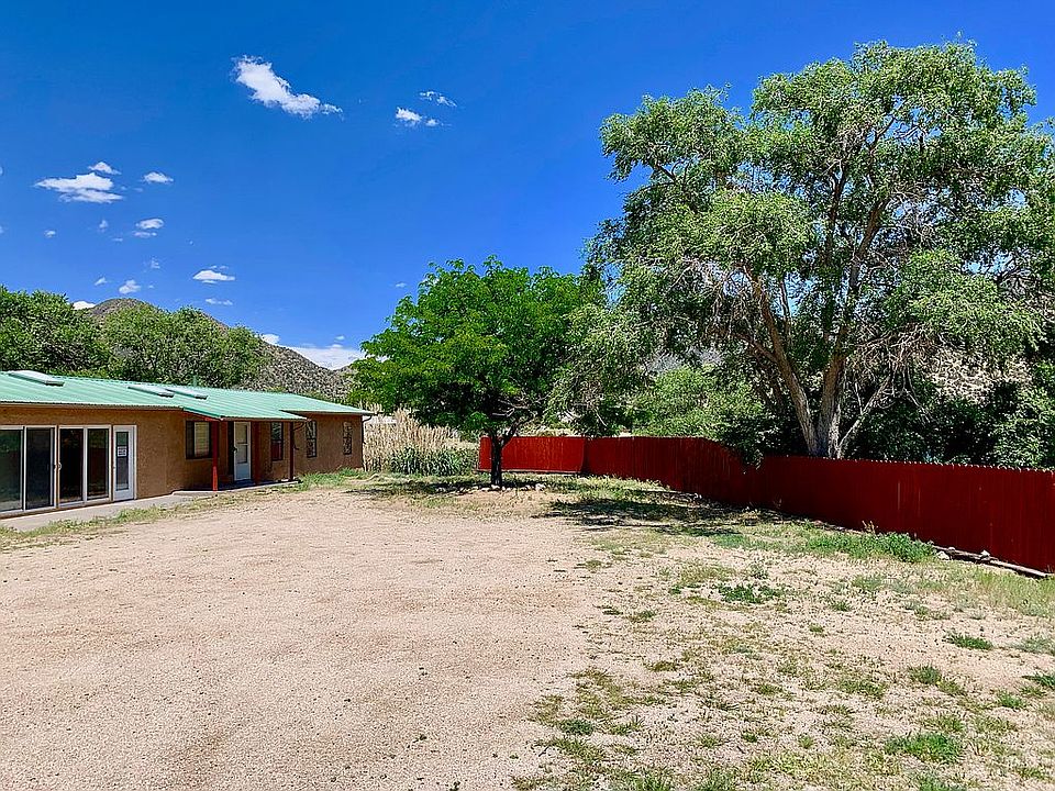 2nd image of 5 Coyote Springs Rd