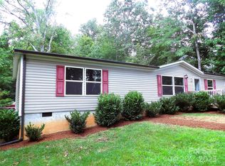 31 McGee Hill Rd, Fairview, NC 28730
