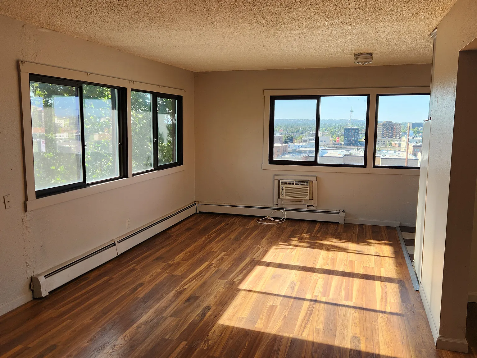 1 bed, 700 sqft, $1,250 — Photo 1