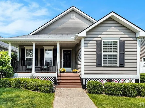 6815 Stewart Dr, South Bend, IN 46614