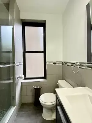 Rented by Hagstrom Management Inc | media 37