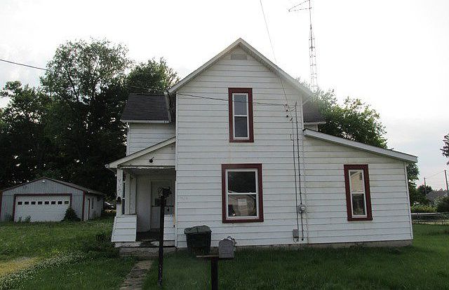 1st image of 709 Broadway St