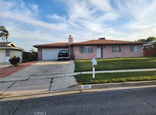 253 W Chaparral St, Rialto, CA 92376