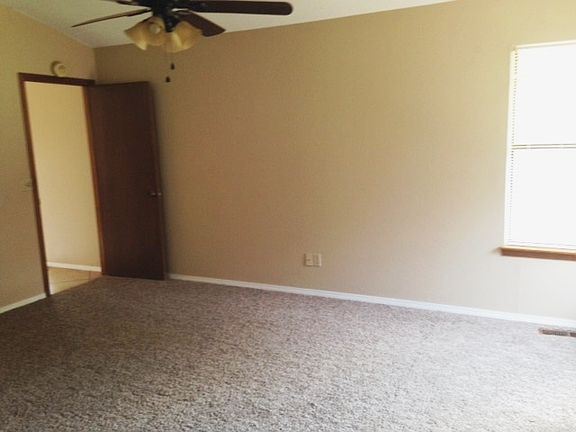 5th image of 5412 SE 84th St