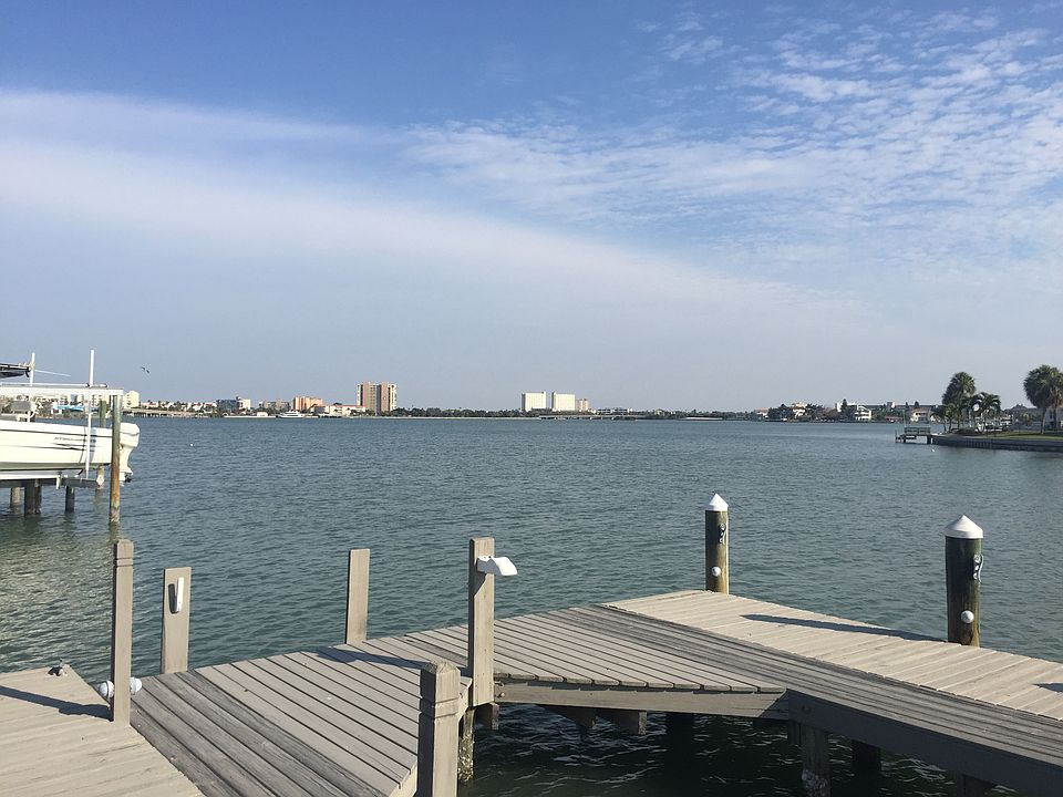 Easy access to the bay!