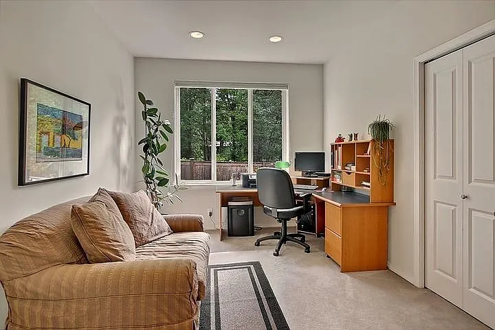 10228 Slater Ave NE — Photo 6