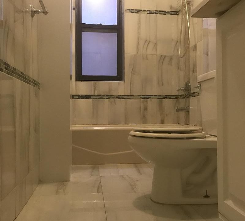 2nd image of 231 W 96th St APT 4C