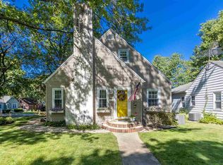 130 Hillside Ave, Waterloo, IA 50701