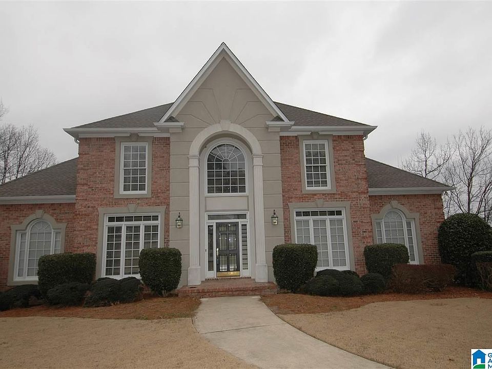 1st image of 631 Lake Crest Dr