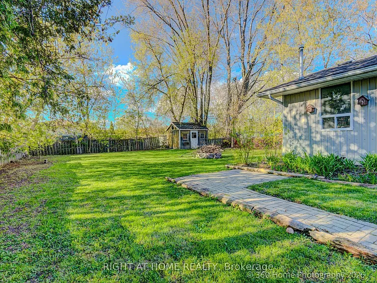 Irene Dr — Photo 26