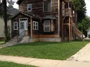 714 Cummings Ave #2, Waukegan, IL 60085