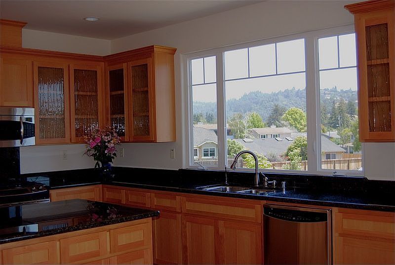2nd image of 4580 Dawn Ln
