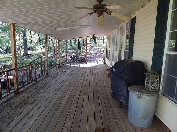 2nd image of 2420 Pilcher Rd
