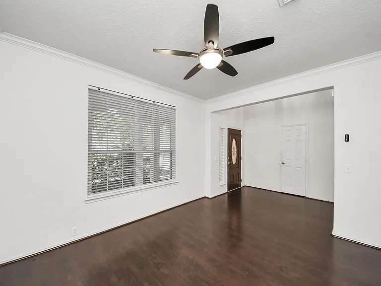 20510 Pioneer Bend Ct — Photo 16