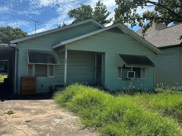 907 W Main St, Ennis, TX 75119