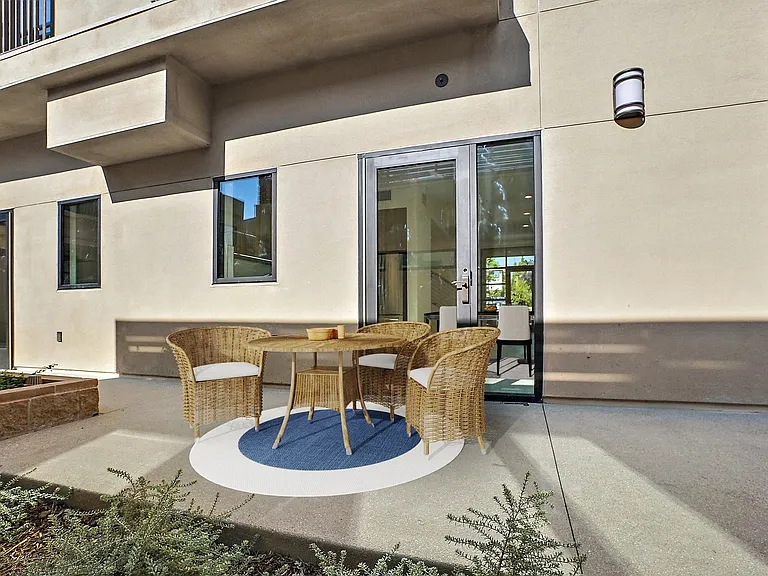 Residences at Village Walk — Photo 25