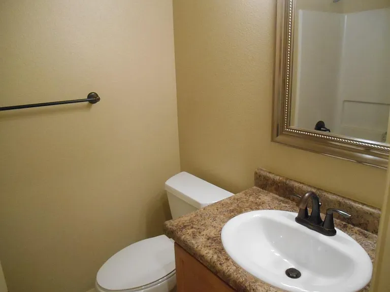 113 Zircon Dr — Photo 8