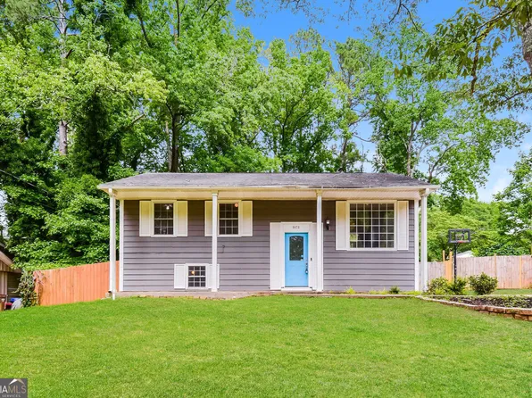 6470 Granada Dr, Forest Park, GA 30297