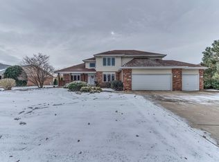 680 Lenox St, New Lenox, IL 60451