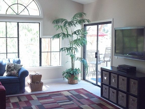 Living room, patio slider