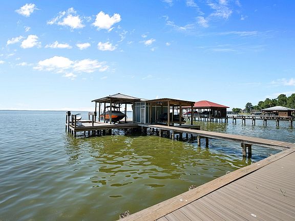 2nd image of 764 Cedar Ln