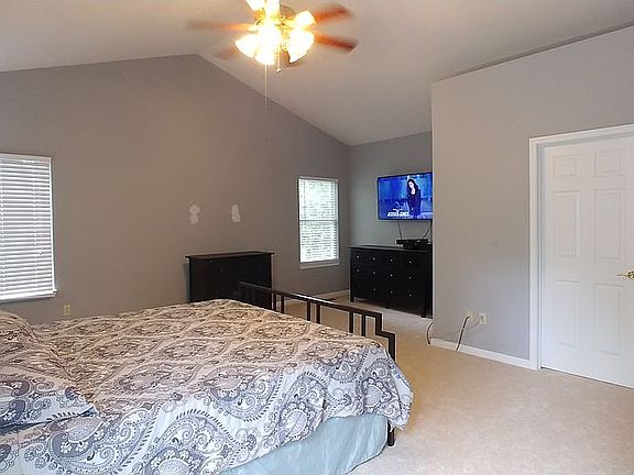 4th image of 45846 Kingfisher Ct
