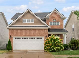 559 Estrella Dr, Lexington, KY 40511