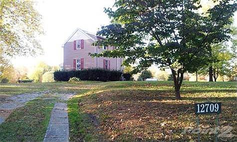 Welcome home to 12709 Wilson Rd! In the country yet close to all that the City of New Buffalo has to offer!