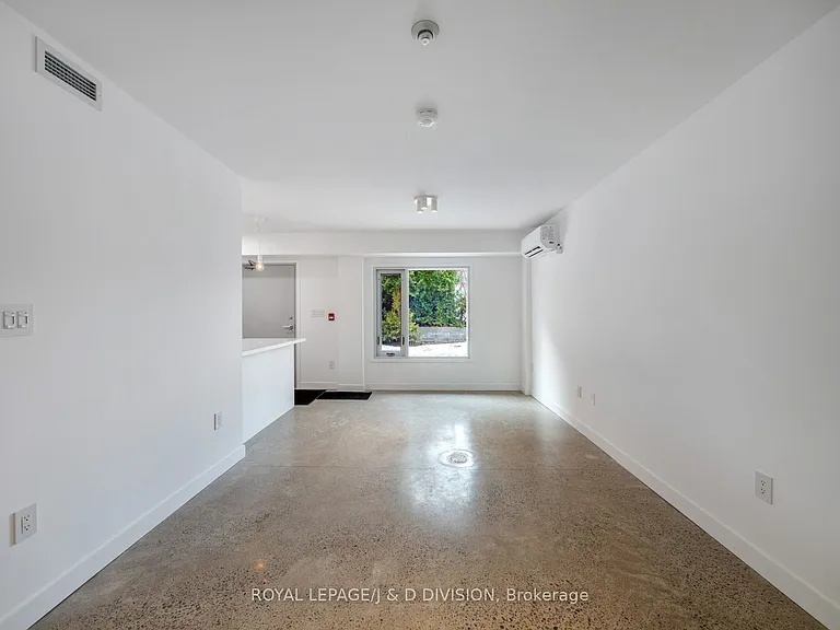 325 Sammon Ave #G3 — Photo 7