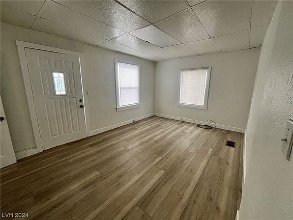 3rd image of 2 Avenue D