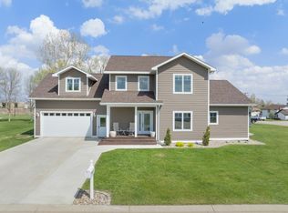 912 2nd Ave NW, Kenmare, ND 58746