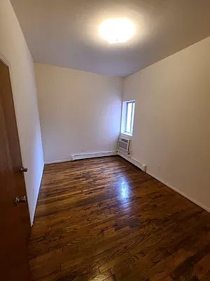 5th image of 2819 46th St #1