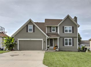 413 SW Seagull St, Lees Summit, MO 64082