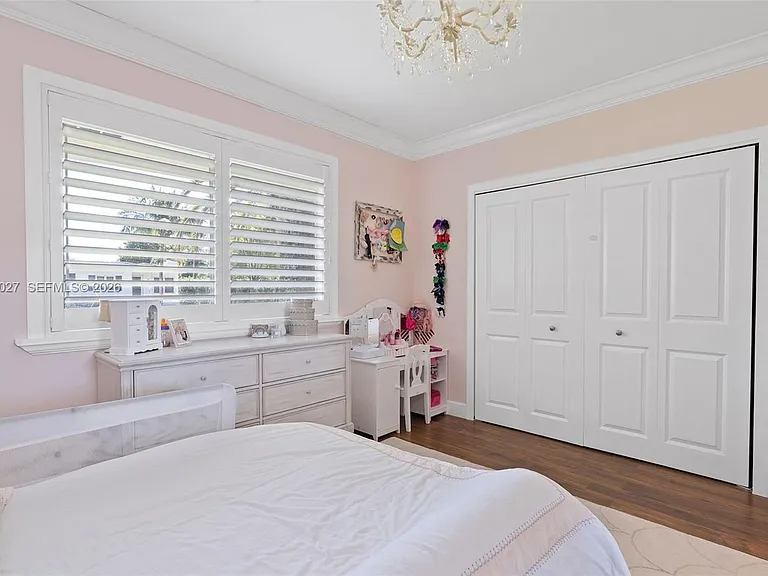 4750 Alhambra Cir — Photo 32