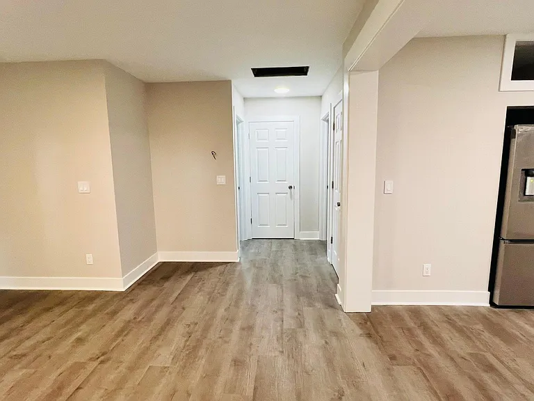 108 E Dewey St — Photo 28