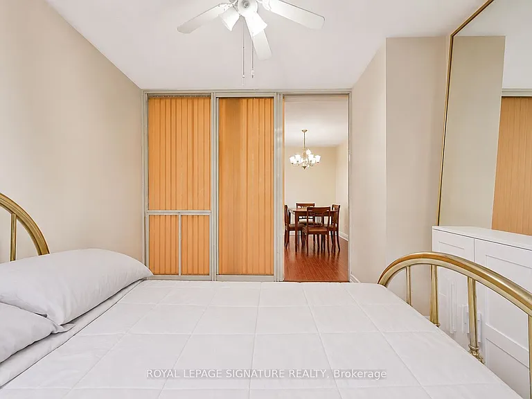 5 Kenneth Ave #205 — Photo 16