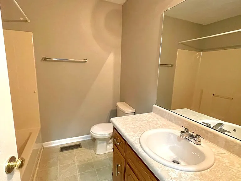 926 Lc Ave — Photo 10