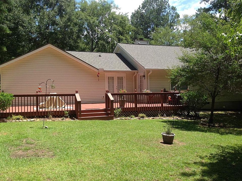 2nd image of 106 Ashwood Point